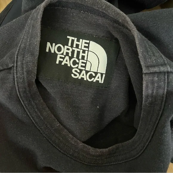 The NORTH FACE x SACAI sz S Navy Blue Short Sleeve Tshirt Size Zippers - Picture 5 of 15